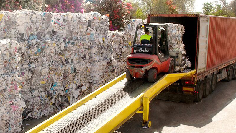 ממחזרים את פסולת תעמולת הבחירות בנגב אקולוגיה &#8211; מפעל מחזור נייר באופקים (קרדיט: דני ששון)