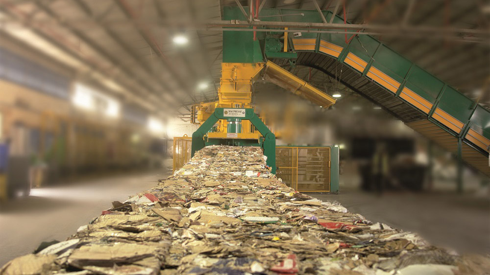 נגב אקולוגיה &#8211; מפעל מחזור נייר באופקים (קרדיט: דני ששון)