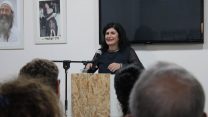 סמנכ"לית משרד הרווחה אלין אלול בהרצאה 'בבית של סוזן' מית"ר - מרכז תעסוקה לבני נוער בירושלים, 187 בספטמבר 2017 (צילום: באדיבות 'הבית של סוזן')