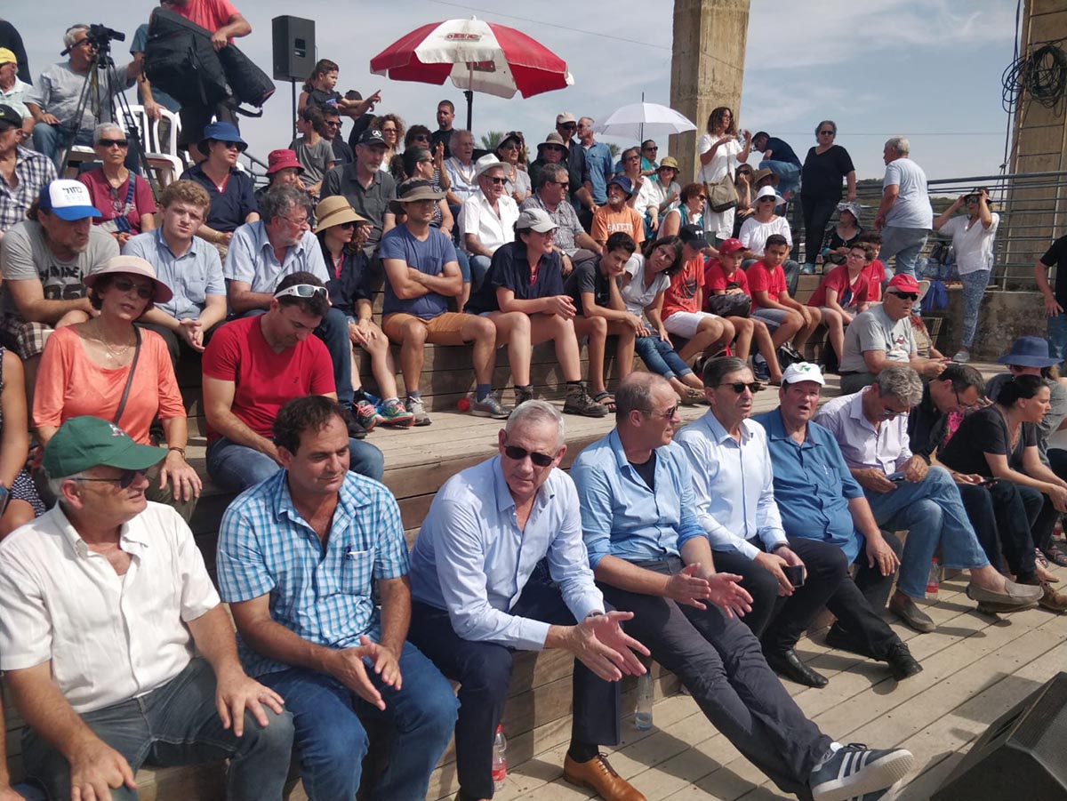 Keeping the Peace in the Island of Peace rally. Front and center: Blue and White chairman,Benny Gantz. October 18 2019. Credit: Asaf David Elias Hofman