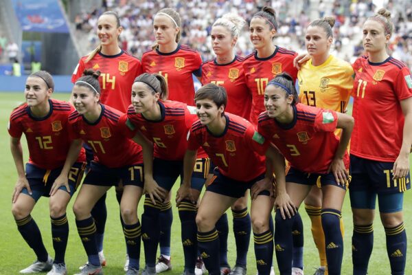 שחקניות נבחרת ספרד, מונדיאל 2019 (צילום: AP Photo/Alessandra Tarantino).
