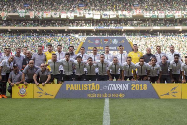 שחקני קבוצת הכדורגל הברזילאית קורינתיאנס (Photo by Miguel Schincariol/Getty Images)