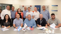 הסכם קיבוצי ראשון בחברת ספקטרוניקס בשדרות (צילום: דוברות ההסתדרות)