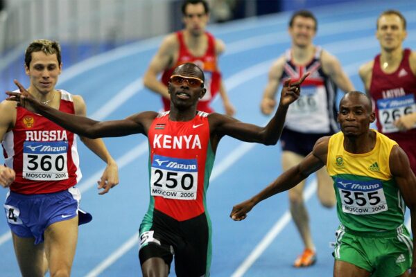 הרץ האולימפי ווילפרד באנגי מנצח בריצת 800 מטר באליפות העולם מרץ 2006. ארכיון (Photo by Julian Finney/Getty Images)