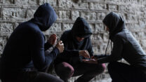 בני נוער. אילוסטרציה למצולמים אין קשר לכתבה (צילום: Shutterstock)