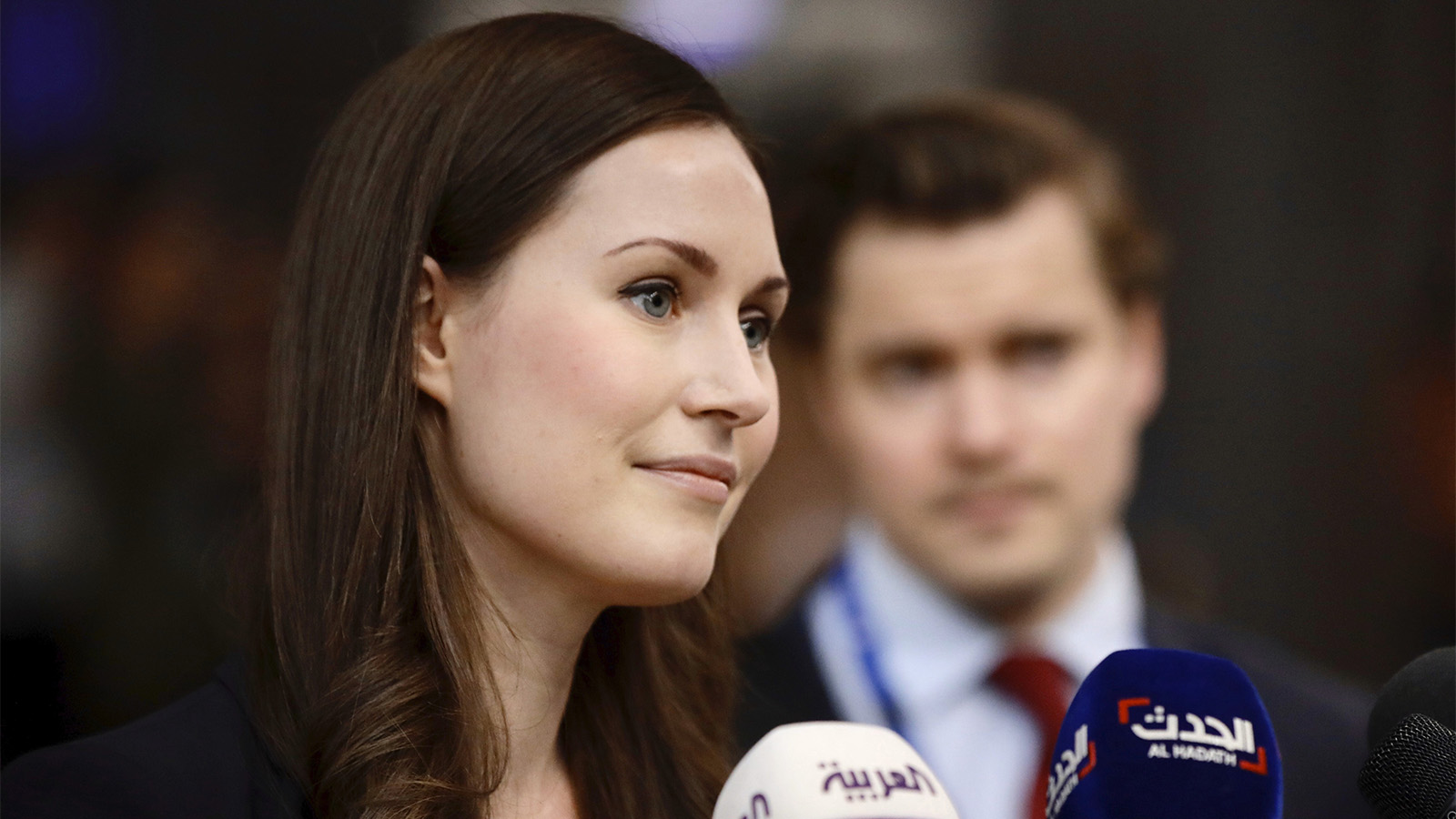 ראשת ממשלת פינלנד, סאנה מרין. מעבר למודל של סופי שבוע ארוכים לעידוד תעסוקה והעלאת הפיריון (AP Photo/Olivier Matthys)