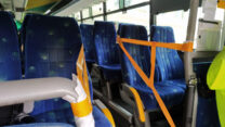 אמצעי מונע לשמירת בריאות הנהג באוטובוס. 10 במרץ 2020 (צילום: אסף צבי)