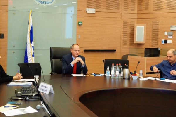 דיון ועדת הכספים בנושא מגפת הקורונה. (קרדיט: דוברות הכנסת, עדינה ולמן)