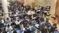 ספירת המעטפות הכפולות בבחירות לכנסת ה-23 במוקד ועדת הבחירות המרכזית בירושלים, 3 במרץ 2020(צילום: ועדת הבחירות)