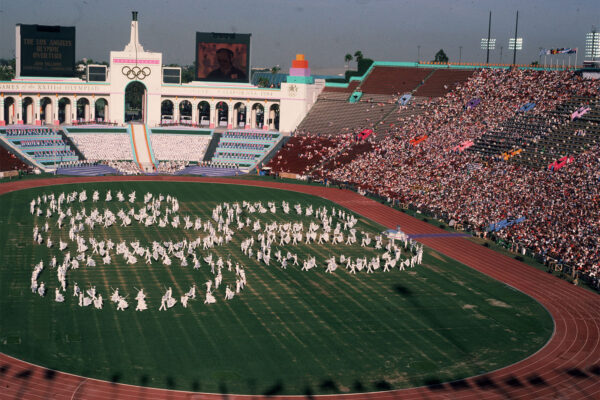 חזרות לטקס הפתיחה של המשחקים האולימפיים בלוס אנג'לס, ארה"ב 1984 (Photo by Hulton Archive/Getty Images)