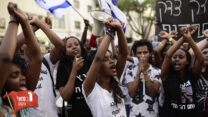 מוחים נגד אלימות המשטרה. "אתה חייב להבין את הקהל שלך, את הסנטימנט שלו" (צילום: תומר ניוברג/פלאש90)