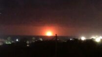 הלפיד באסדת לווייתן בוער בעקבות תקלה באסדה, 23 במאי 2020. צולם מהיישוב צוקי ים (צילום: זאב בוצר)