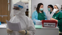 אחיות לשכות הבריאות המבצעות את הבדיקות האפידמיולוגיות מתריעות כבר חודשים על עומס יתר (צילום: נתי שוחט/פלאש90)