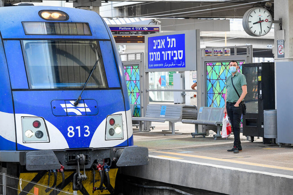 תחנת רכבת תל אביב סבידור מרכז (צילום ארכיון: אבשלום ששוני/פלאש90)