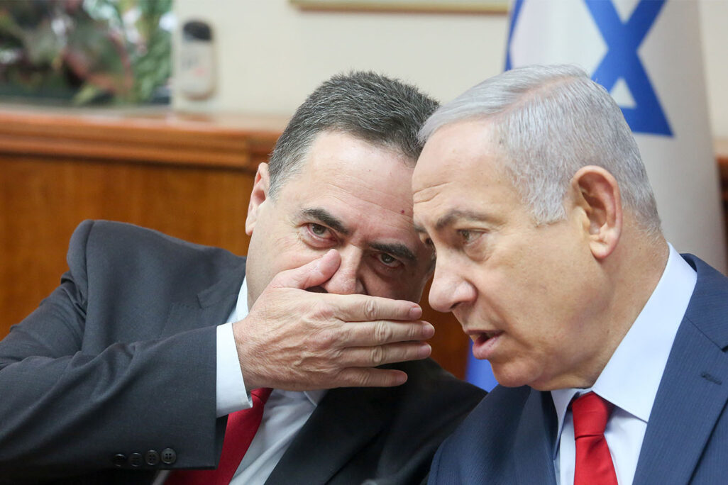 Minister of Finance Israel Katz and Prime Minister Benjamin Netanyahu. Archive. (Photograph: Marc Israel Sellem)