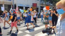 העובדות הסוציאליות חוסמות את רחוב אבן גבירול בתל אביב. (ללא קרדיט)