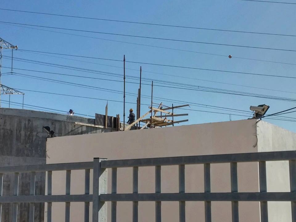 אתר בניית בריכת האגירה באלעד בו נהרג המנופאי ויטלי אסף ב-2016 (צילום: הקבוצה למאבק בתאונות בניין ותעשייה)
