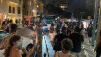 חסימות כבישים בתל אביב אחרי ההפגנה בגן צ'רלס קלור (צילום: שרה אדמס)