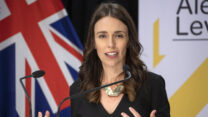 ג'סינדה ארדרן, ראש ממשלת ניו זילנד (Mark Mitchell/New Zealand Herald, Pool via AP)