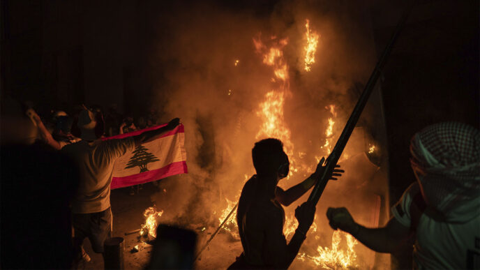 הפגנות מחאה בלבנון (AP Photo/Felipe Dana)