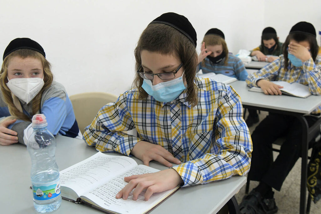 תלמידים בבית ספר חרדי (צילום: יוסי זליגר/ פלאש 90)