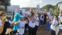עובדי תכנית קרב מפגינים בירושלים (צילום: דוד טברסקי)