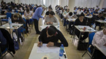 מבחני לשכת עורכי הדין. ארכיון (צילום: יונתן זינדל/פלאש90)