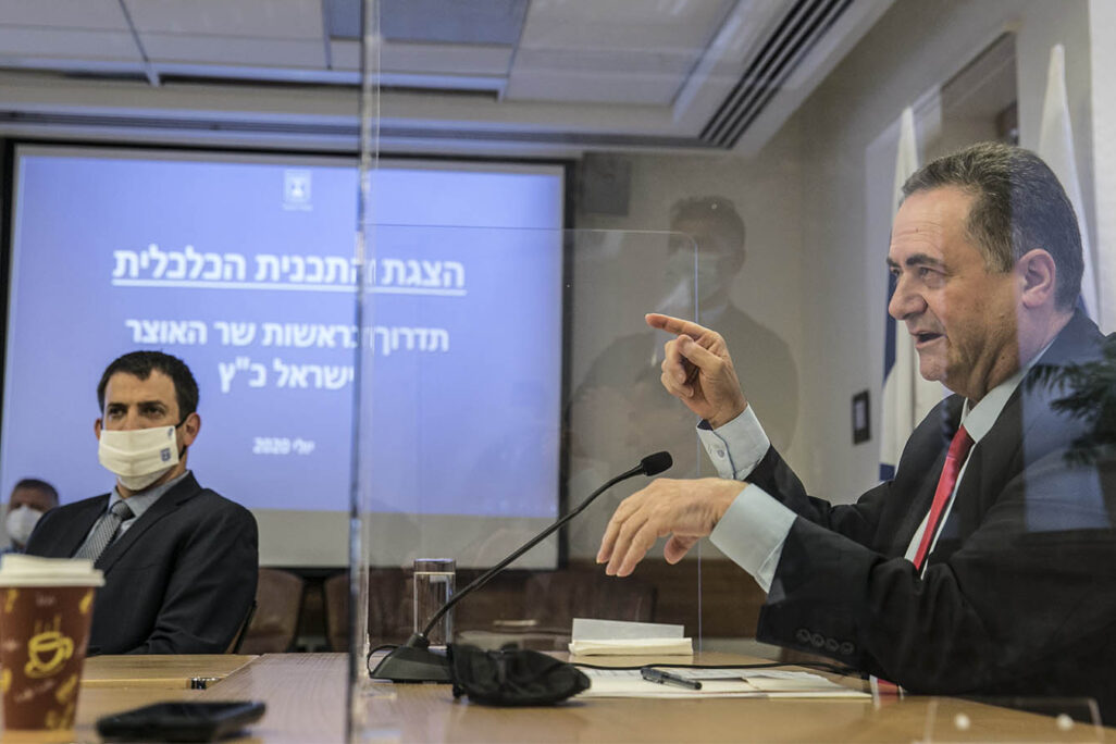يسرائيل كاتس وشاؤول مريدور (تصوير: اوليفيا فيتوسي/ فلاش 90)