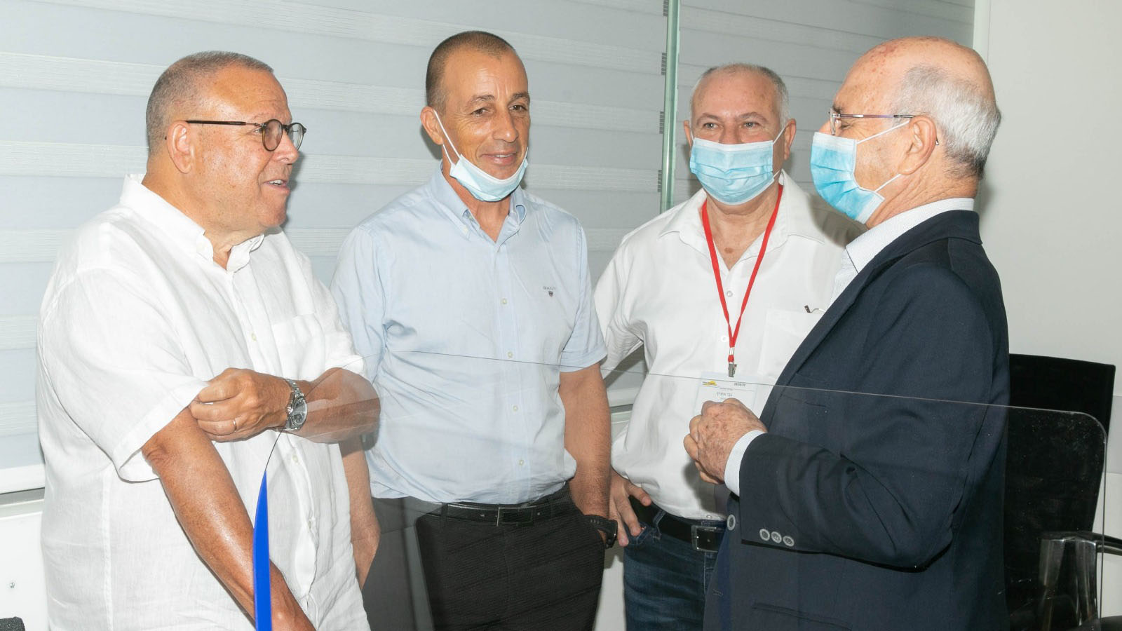ביקור יו"ר ההסתדרות ארנון בר-דוד ומנכ"ל ההסתדרות אופיר אלקלעי במפעל הביטחוני אלישרא מקבוצת אלביט בחולון. (צילום: הללי אלי, אלישרא)