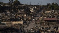 מחנה הפליטים 'מוריה' באי לסבוס ביוון לאחר השריפה (צילום: AP Photo/Petros Giannakouris)
