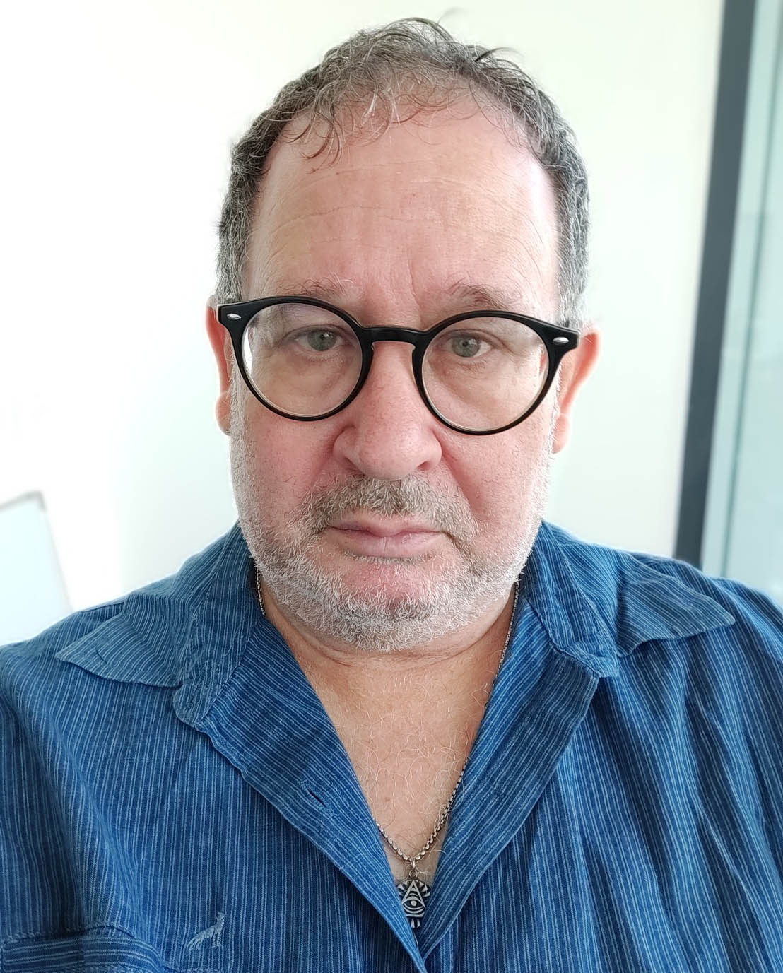 רן מלמד מנהל פורום ארלוזורוב (אלבום פרטי) רן מלמד מנהל פורום ארלוזורוב (אלבום פרטי)
