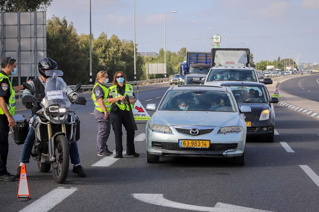 מחסום משטרתי (צילום אילוסטרציה: יוסי אלוני / פלאש 90)