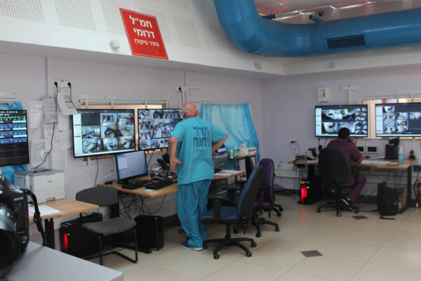 מחלקת קורונה במרכז הרפואי לגליל נהריה (צילום: מור הופרט)