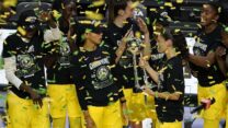 סיאטל סטורם זוכה באליפות ה-WNBA. ב-6 באוקטובר 2020, בפלורידה. (AP Photo/Chris O'Meara)