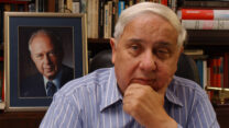 איתן הבר ז"ל (צילום: שלום ברטל/ ויקימדיה)