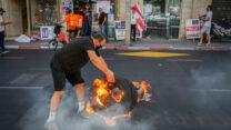 מחאת עסקי הטקסטיל ברחוב אילת בתל אביב (צילום: פלאש90)