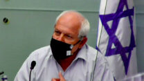 חיים כץ בדיון ועדת העבודה והרווחה, ״תביאו הצעת חוק מתוקנת״ (צילום מסך מתוך שידור הועדה)