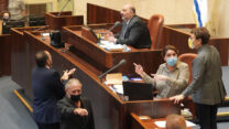 סערה בהצבעה על הקמת ועדת חקירה בפרשת הצוללות (צילום: דוברות הכנסת - שמוליק גרוסמן)