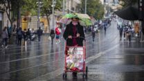 גשם בירושלים (צילום: אוליביה פיטוסי/פלאש 90)