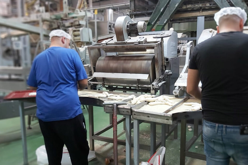 מאפיית 'לחמנו' בקריית שמונה (צילום ארכיון: הדס יום טוב) מאפיית 'לחמנו' בקריית שמונה (צילום ארכיון: הדס יום טוב)