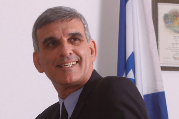 יוסי בכר במשרד האוצר (צילום: פלאש 90).