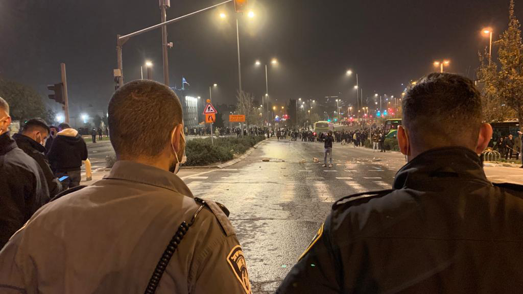 עימותים בין השוטרים למפגינים בירושלים (צילום: משטרת ישראל)
