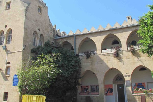 בית הספר הריאלי בחיפה (צילום: ויקיפדיה)