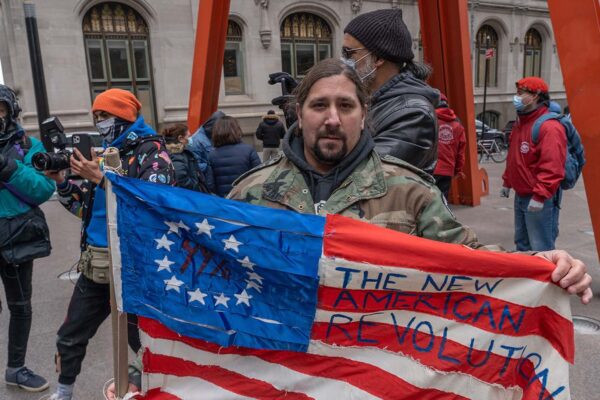 הפגנת "לכבוש מחדש את וול סטריט" על רקע המחלוקת סביב מניית גיימסטופ, ניו יורק, 31 בינואר 2021 (צילום: Ron Adar / Shutterstock.com)