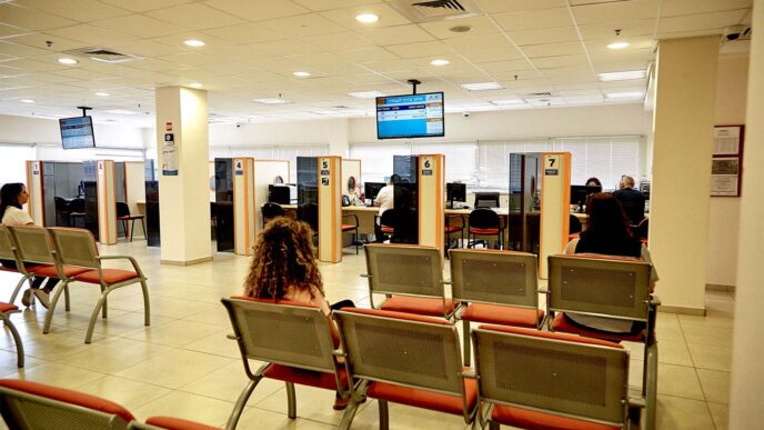 A woman waiting to be served at an employment service center in Israel. (Photo Archive: Employment Services Office)