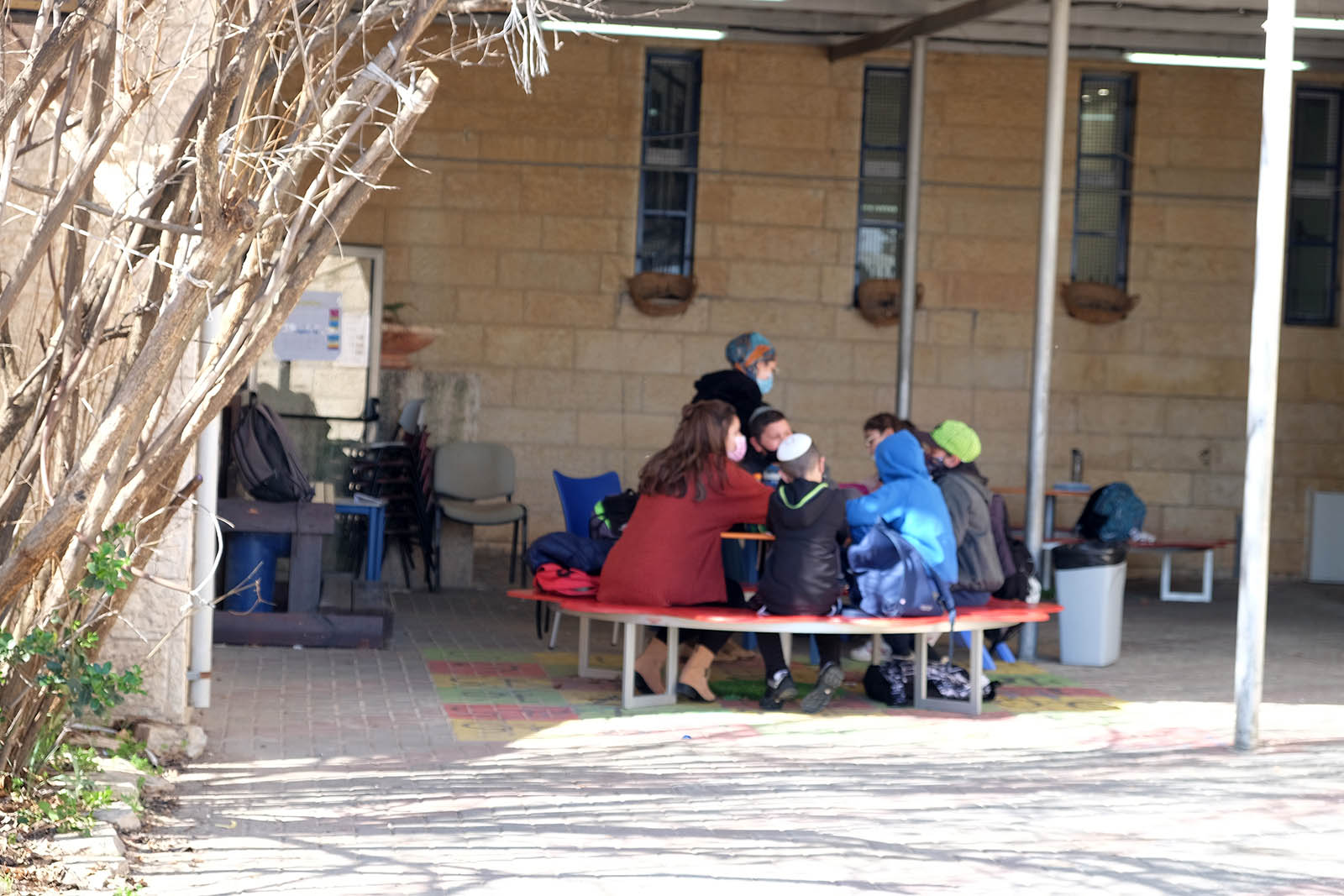 למידה בקבוצות קטנות בבית הספר ממ&quot;ד איתן בירושלים (צילום: דוד טברסקי)