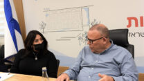 יו״ר ההסתדרות ארנון בר-דוד ושרת התחבורה מירי רגב (צילום: אגף הדוברות בהסתדרות)