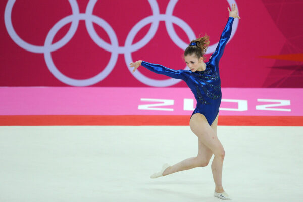 המתעמלת הבריטית ג'ניפר פנחס באולימפיאדת לונדון 2012 (צילום:PA Images via Reuters Connect)