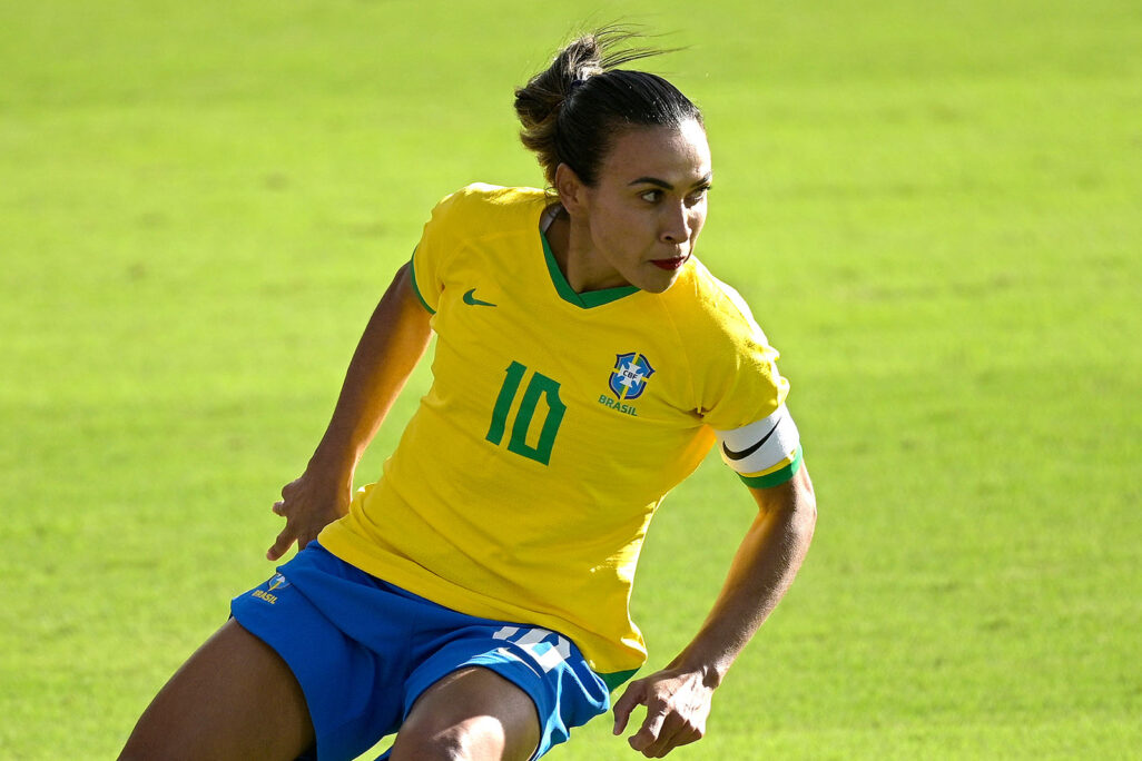 מרטה במדי נבחרת ברזיל (צילום: AP Photo/Phelan M. Ebenhack)