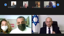 יו"ר "ימינה" נפתלי בנט ואביר קארה בשיחת זום עם בעלי עסקים. "אני הקמתי עסקים, אשתי הקימה גלידריה. לא היה להם זמן להתעסק בגלידות. בסוף הם סגרו את העסק" (צילום מסך)